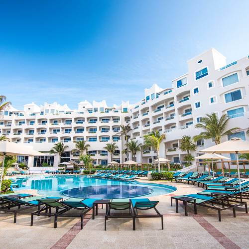 Wyndham Alltra Cancun - All Inclusive Resort - Family Junior Suite