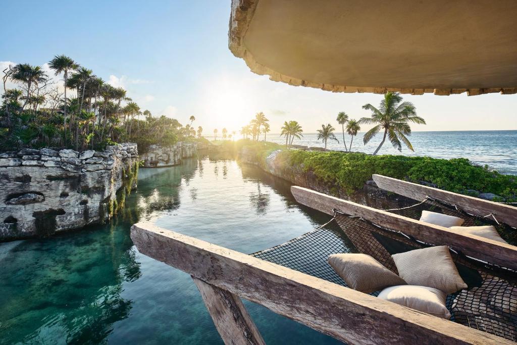 Hotel Xcaret Arte - All Fun Inclusive - Ocean Front - Swim Up