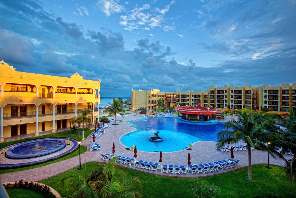 The Royal Haciendas Resort and Spa - All Inclusive - Deluxe Two Bedroom Master Suite - Beachfront